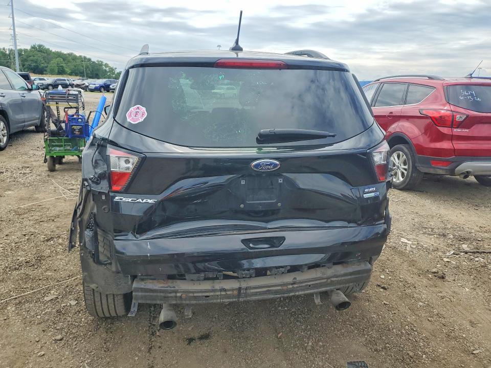 2018 Ford Escape მანქანა იყიდება აუქციონზე, vin: 1FMCU9HD5JUB27359, აუქციონის ნომერი: 58611976