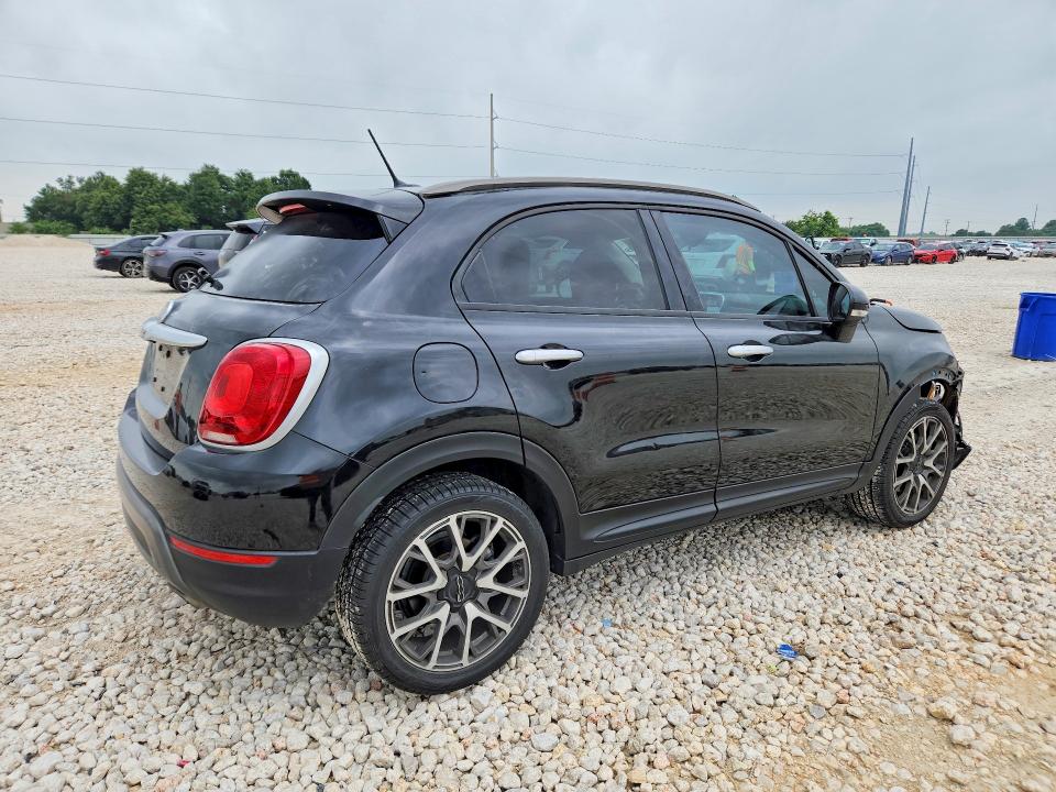 2017 Fiat 500x მანქანა იყიდება აუქციონზე, vin: ZFBCFXCB2HP582092, აუქციონის ნომერი: 58092206