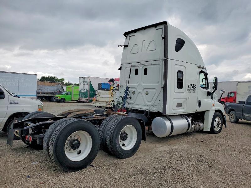 Продаж на аукціоні авто 2016 Freightliner Cascadia 125, vin: 1FUJGLBGXGLHB5895, номер лоту: 57210976
