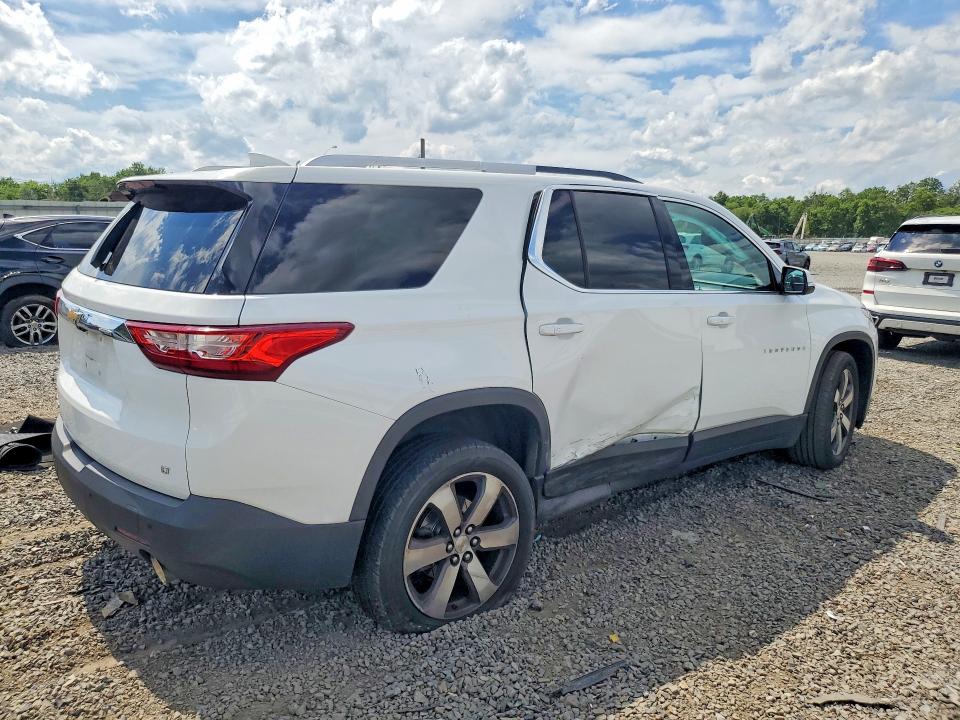 Продажа на аукционе авто 2018 Chevrolet Traverse, vin: 1GNEVHKW7JJ129556, номер лота: 57998336