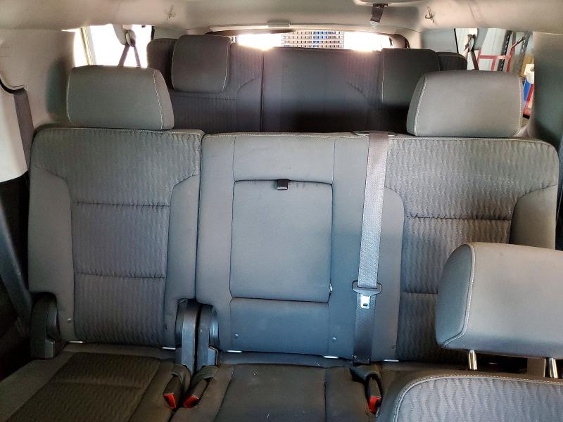 2015 Chevrolet Suburban მანქანა იყიდება აუქციონზე, vin: 1GNSCHKC4FR699022, აუქციონის ნომერი: 56041276