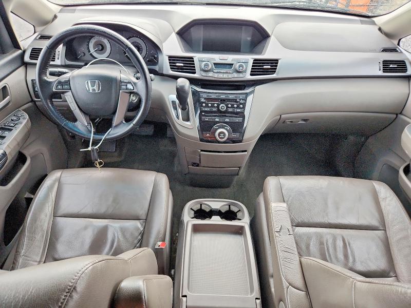 59142246 :رقم المزاد ، 5FNRL5H6XBB102950 vin ، 2011 Honda Odyssey مزاد بيع