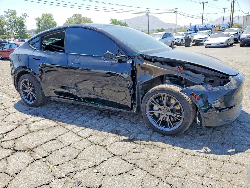 2024 Tesla Model Y მანქანა იყიდება აუქციონზე, vin: 7SAYGDEE1RF133457, აუქციონის ნომერი: 55466356