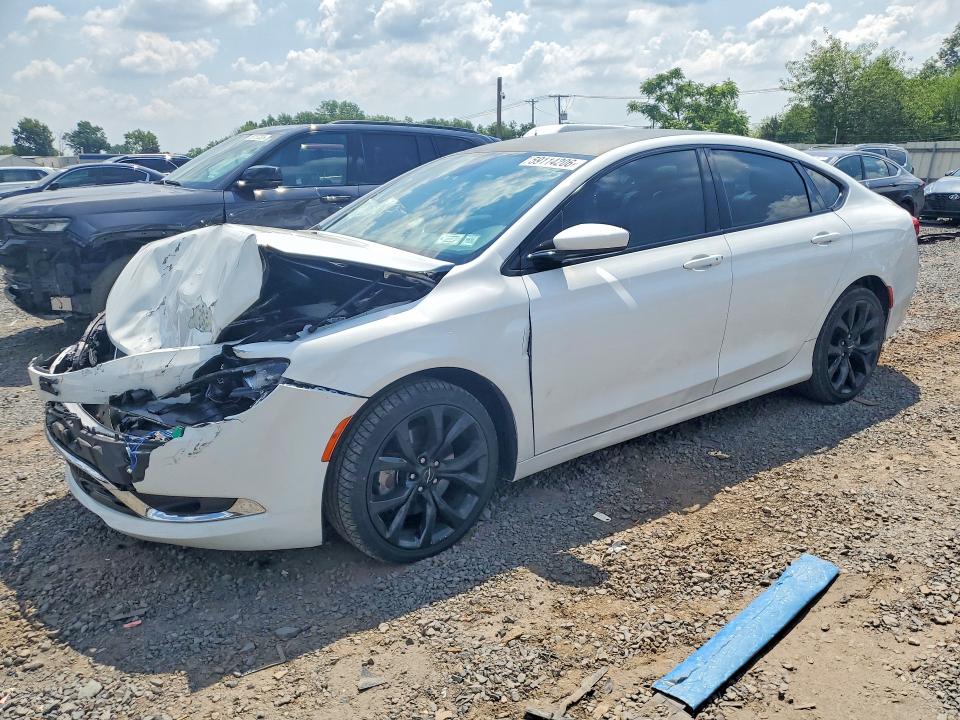 59114206 :رقم المزاد ، 1C3CCCDG4FN673905 vin ، 2015 Chrysler 200 مزاد بيع