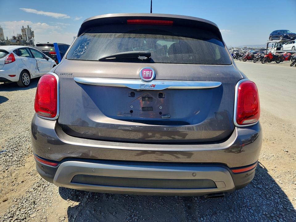 58981946 :رقم المزاد ، ZFBCFXCB1HP522658 vin ، 2017 Fiat 500x مزاد بيع