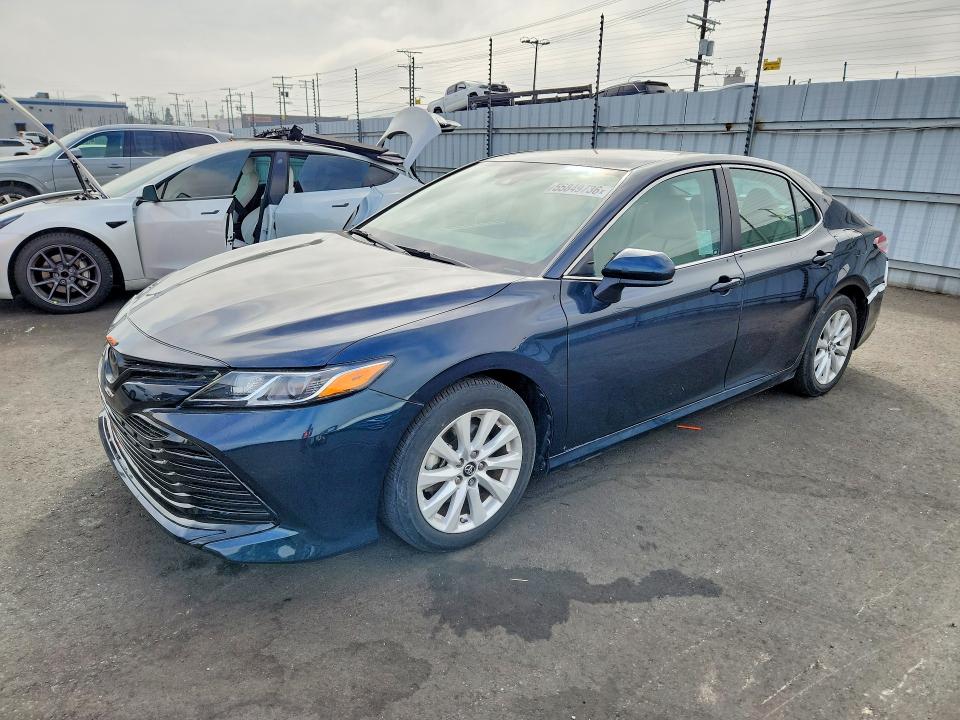 2019 Toyota Camry მანქანა იყიდება აუქციონზე, vin: 4T1B11HK6KU844360, აუქციონის ნომერი: 55849736