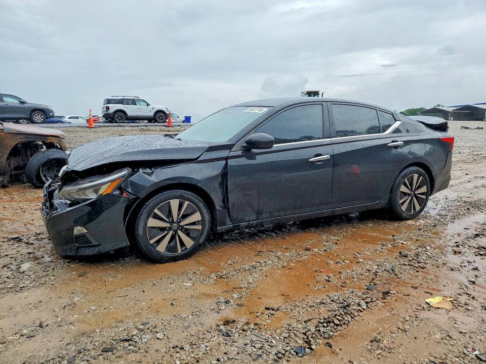 56637746 :رقم المزاد ، 1N4BL4DVXNN384656 vin ، 2022 Nissan Altima مزاد بيع