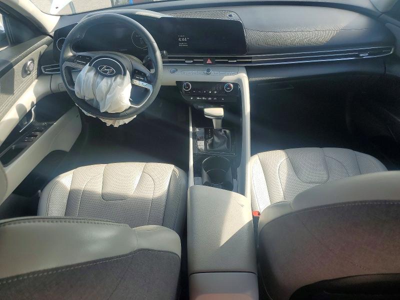 55584646 :رقم المزاد ، 5NPLP4AG4NH055749 vin ، 2022 Hyundai Elantra مزاد بيع