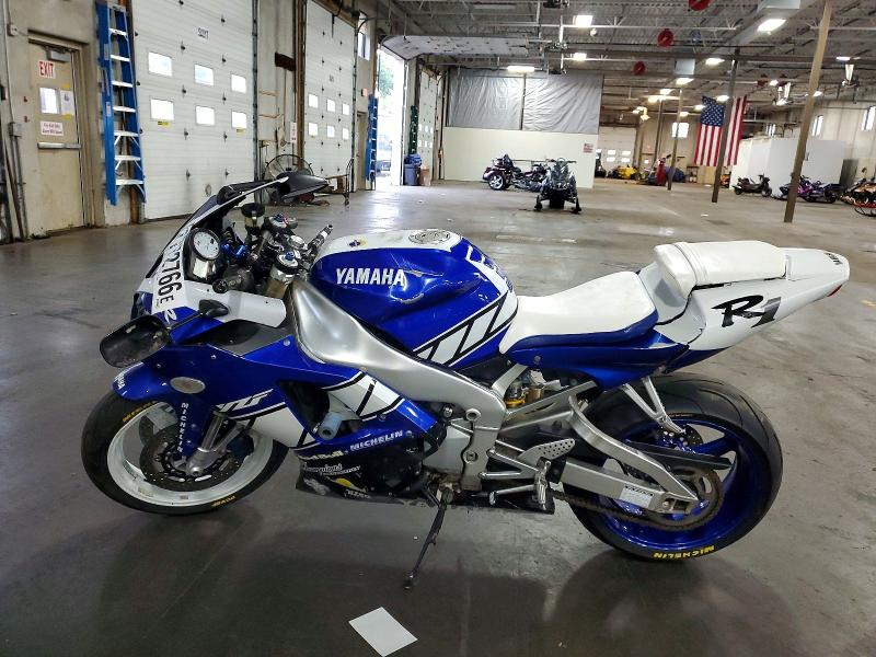 2001 Yamaha Yzfr1 მანქანა იყიდება აუქციონზე, vin: JYARN05E41A010843, აუქციონის ნომერი: 57772766