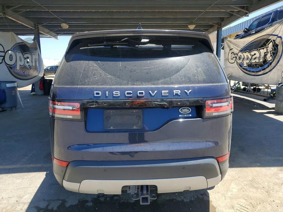 55657576 :رقم المزاد ، SALRR2RV2JA074595 vin ، 2018 Land Rover Discovery مزاد بيع