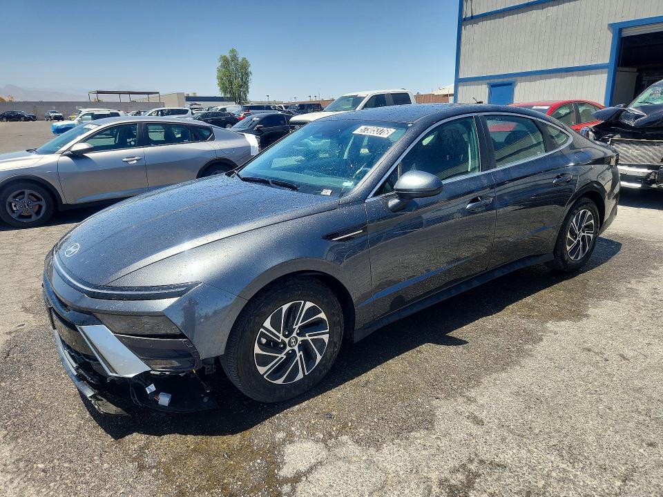 Продажа на аукционе авто 2026 Hyundai Sonata Hybrid, vin: KMHL24JJ9TA160832, номер лота: 57305376