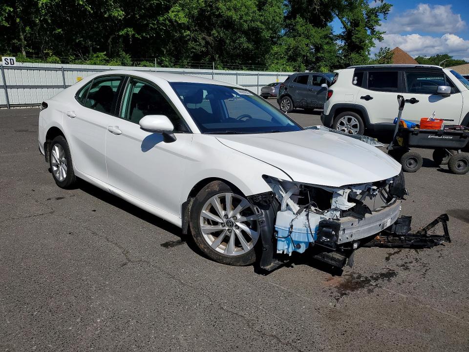 Продаж на аукціоні авто 2021 Toyota Camry, vin: 4T1C11AK9MU462129, номер лоту: 56984026