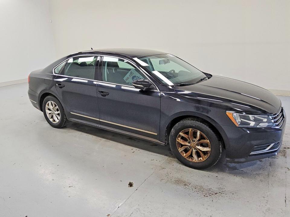 Продажа на аукционе авто 2017 Volkswagen Passat, vin: 1VWAT7A35HC007787, номер лота: 53573586
