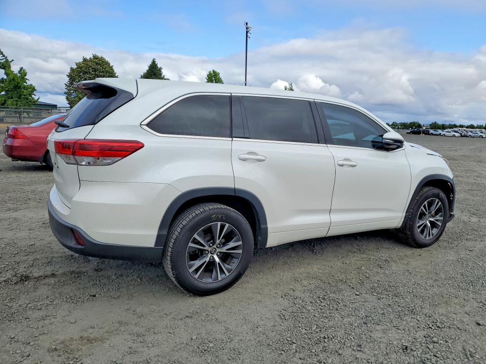 2017 Toyota Highlander მანქანა იყიდება აუქციონზე, vin: 5TDZZRFH4HS200192, აუქციონის ნომერი: 58994346