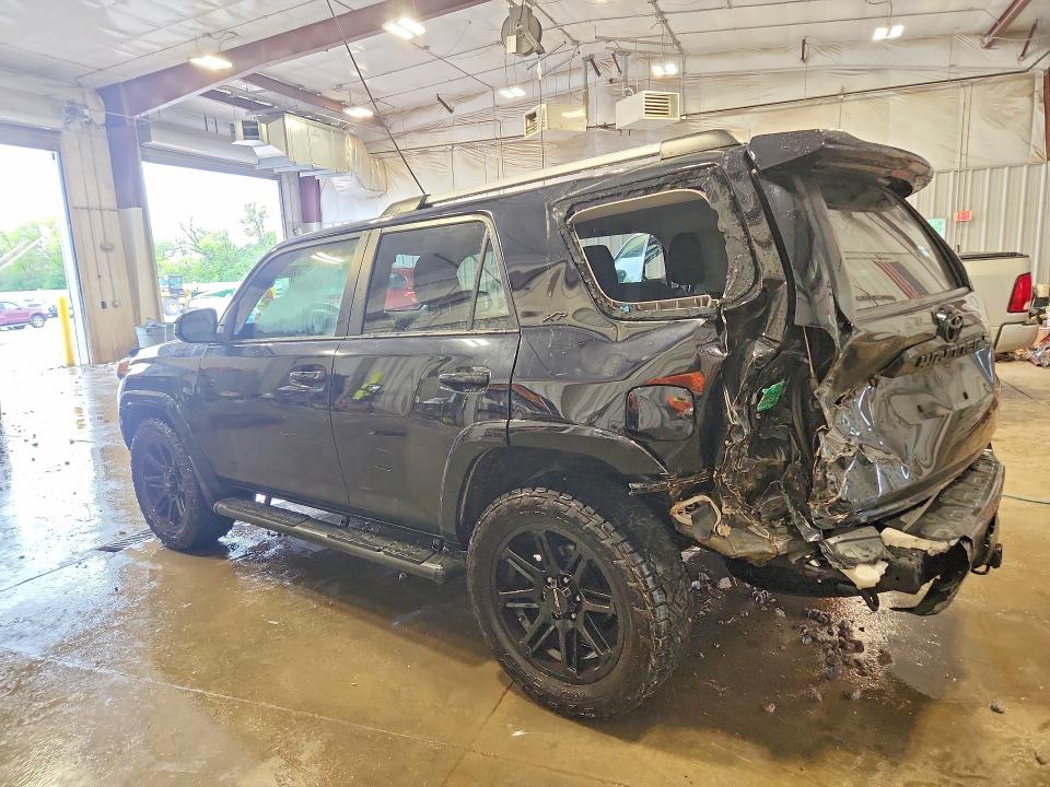 Продажа на аукционе авто 2021 Toyota 4runner, vin: JTEEU5JRXM5229956, номер лота: 57752376