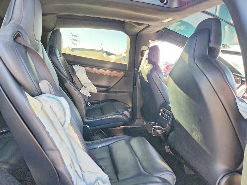 Продажа на аукционе авто 2017 Tesla Model X, vin: 5YJXCBE22HF044722, номер лота: 56644206
