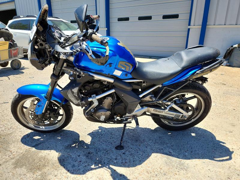 55890096 :رقم المزاد ، JKALEEA109A039269 vin ، 2009 Kawasaki Le650 مزاد بيع