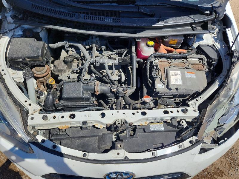 55932576 :رقم المزاد ، JTDKDTB35G1117776 vin ، 2016 Toyota Prius C مزاد بيع