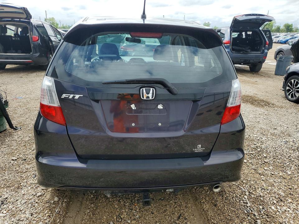 57030426 :رقم المزاد ، JHMGE8H51DC004107 vin ، 2013 Honda Fit مزاد بيع