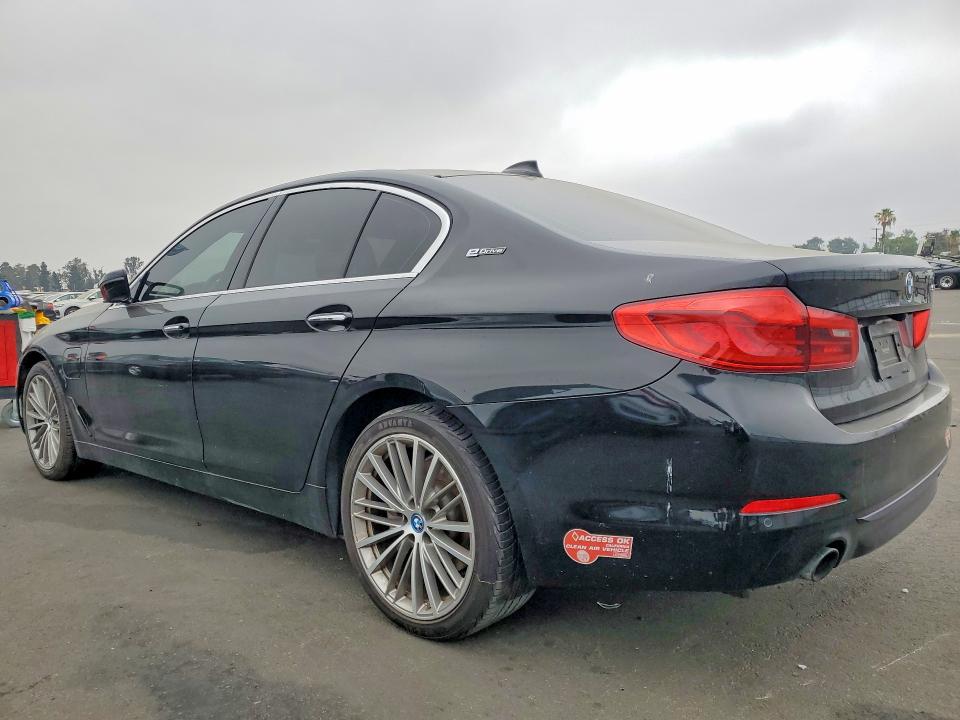 58135966 :رقم المزاد ، WBAJA9C50JB250998 vin ، 2018 Bmw 530e مزاد بيع