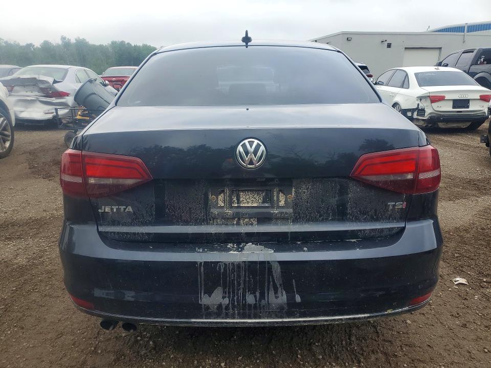 58034496 :رقم المزاد ، 3VWL07AJ5GM205105 vin ، 2016 Volkswagen Jetta مزاد بيع