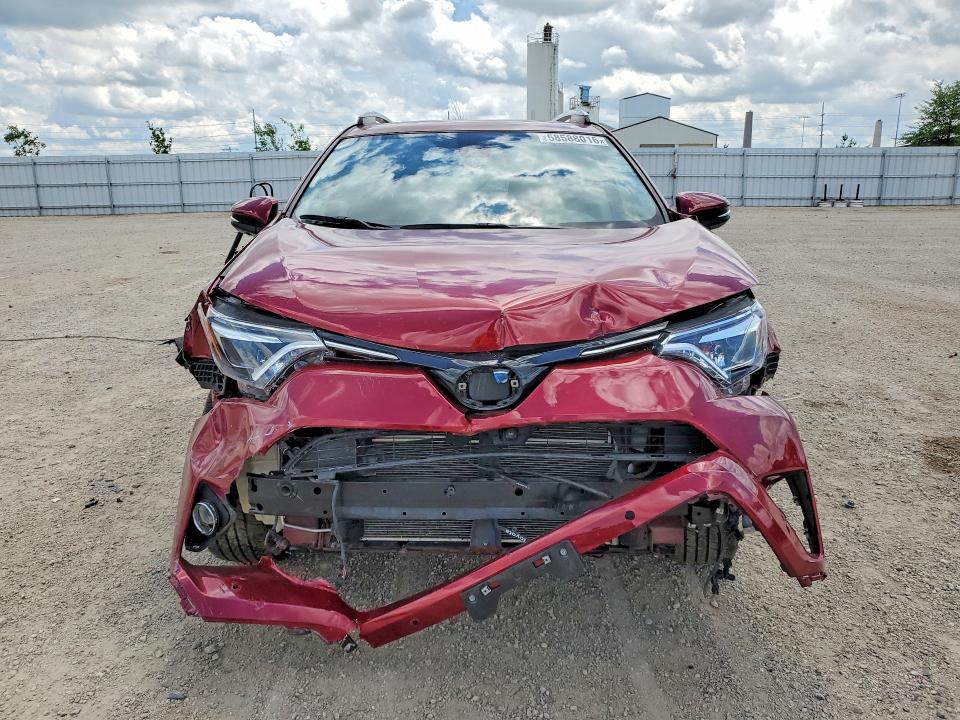 58588016 :رقم المزاد ، JTMDJREV9JD233439 vin ، 2018 Toyota Rav4 مزاد بيع
