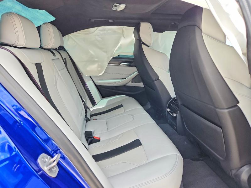 59110646 :رقم المزاد ، WBS83CH06NCK64273 vin ، 2022 Bmw M5 مزاد بيع