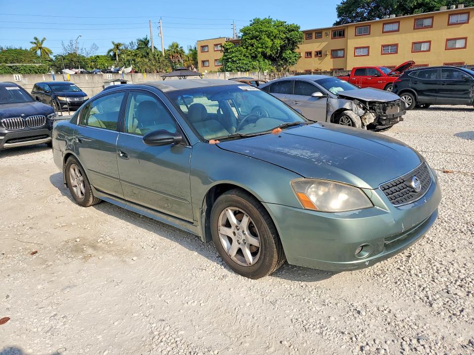 2005 Nissan Altima მანქანა იყიდება აუქციონზე, vin: 1N4AL11D15C395935, აუქციონის ნომერი: 57708046