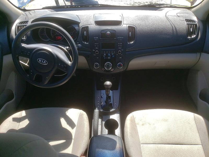 2010 Kia Forte მანქანა იყიდება აუქციონზე, vin: KNAFU4A28A5858677, აუქციონის ნომერი: 57784116