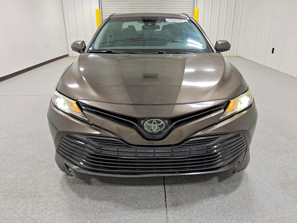 Продажа на аукционе авто 2019 Toyota Camry, vin: 4T1B11HK3KU812319, номер лота: 56038836