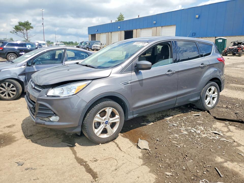 2013 Ford Escape მანქანა იყიდება აუქციონზე, vin: 1FMCU0GX7DUD77083, აუქციონის ნომერი: 58487106