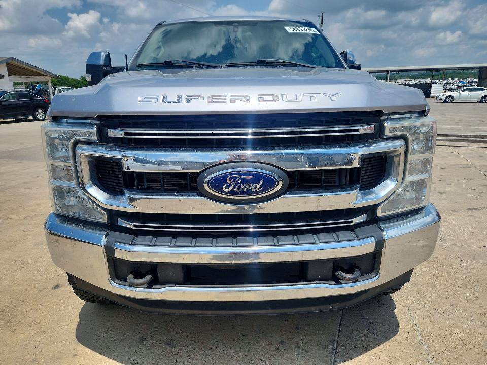 56865266 :رقم المزاد ، 1FT8W3BTXNEF80913 vin ، 2022 Ford F350 مزاد بيع