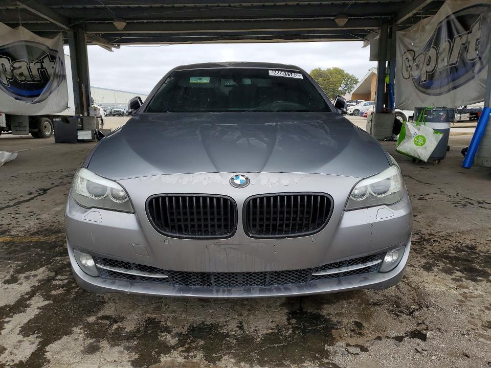 58051146 :رقم المزاد ، WBAFR9C50CDV58582 vin ، 2012 Bmw 550 مزاد بيع
