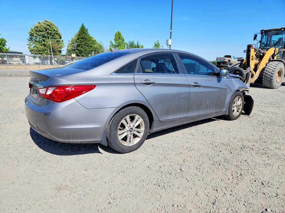57553476 :رقم المزاد ، 5NPEB4AC5DH757842 vin ، 2013 Hyundai Sonata مزاد بيع