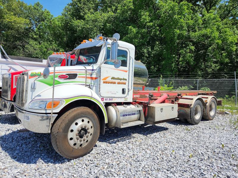 Продаж на аукціоні авто 2009 Peterbilt 335, vin: 2NPLHN7X79M783798, номер лоту: 55511626