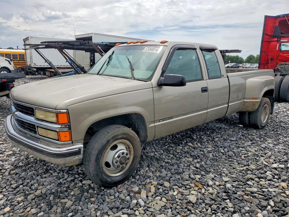 57098916 :رقم المزاد ، 1GCHC39RXYF474270 vin ، 2000 Chevrolet C/k 3500 Series مزاد بيع