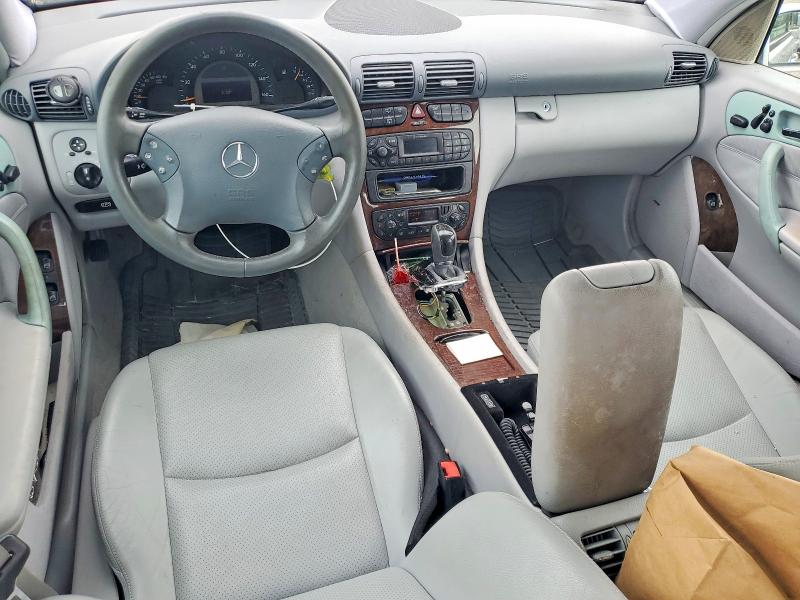 56117316 :رقم المزاد ، WDBRH64J03F324913 vin ، 2003 Mercedes-benz C مزاد بيع