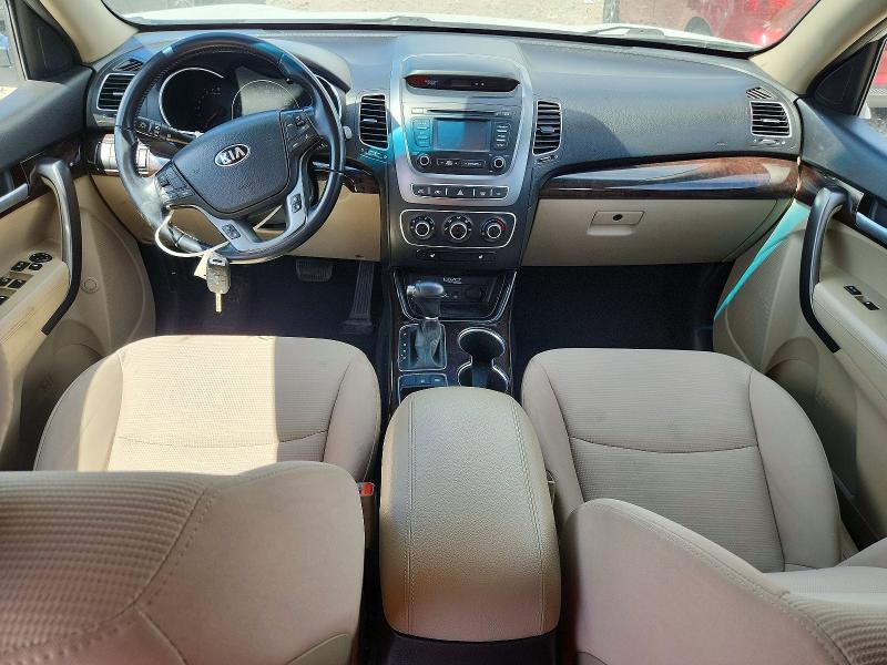 55792766 :رقم المزاد ، 5XYKTCA67FG597381 vin ، 2015 Kia Sorento مزاد بيع