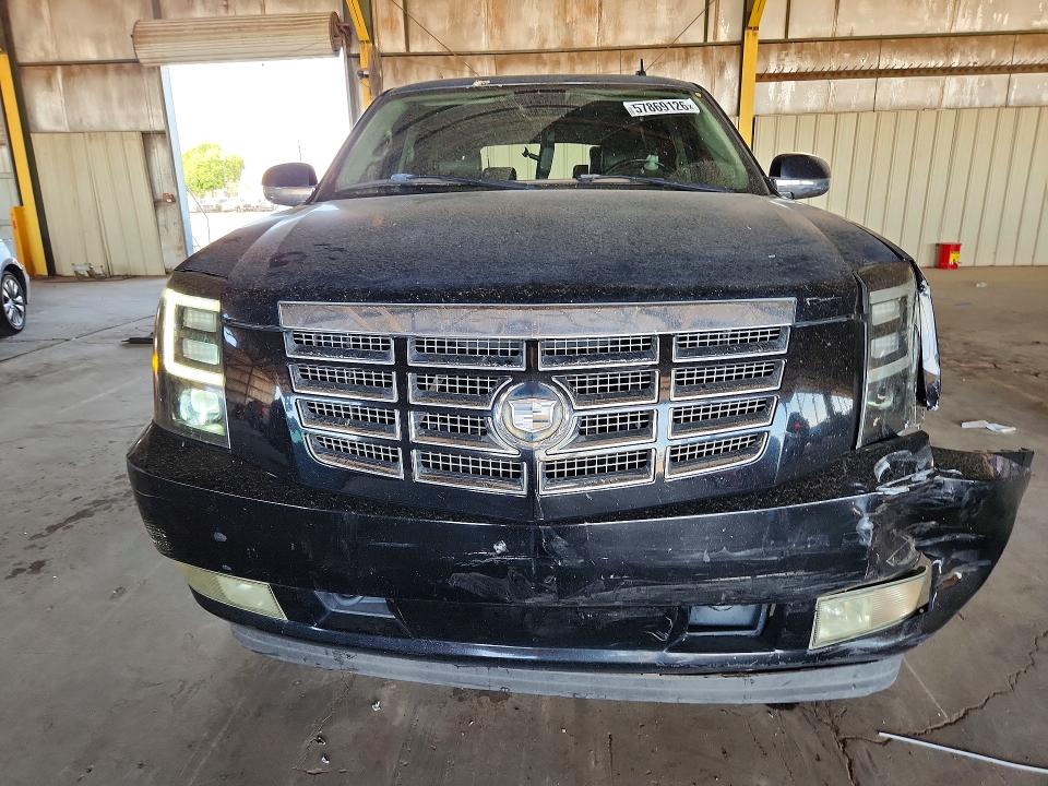 2007 Cadillac Escalade მანქანა იყიდება აუქციონზე, vin: 1GYEC63837R272897, აუქციონის ნომერი: 57869126