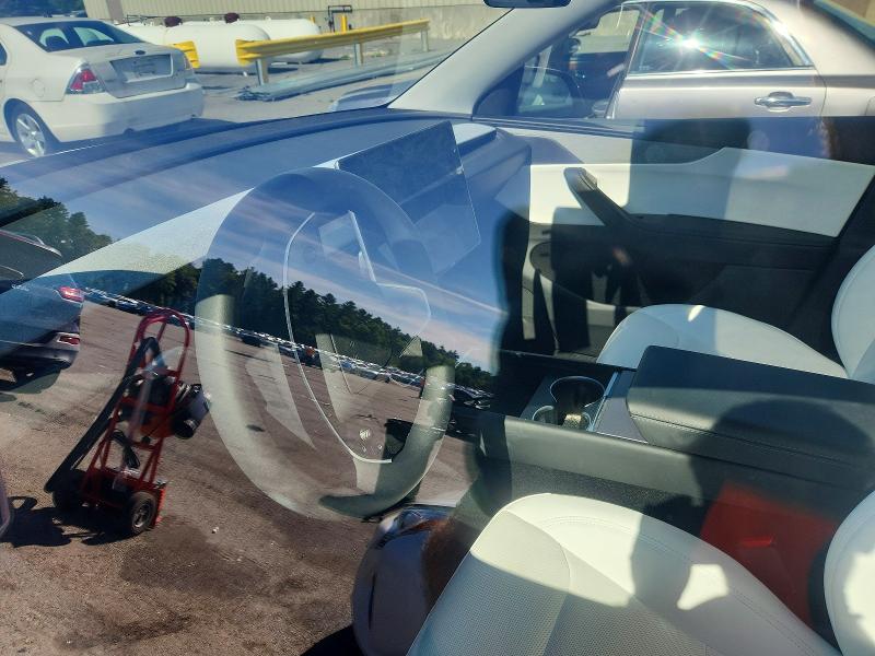 2026 Tesla Model Y მანქანა იყიდება აუქციონზე, vin: 7SAYGDEE4TA582846, აუქციონის ნომერი: 58543286