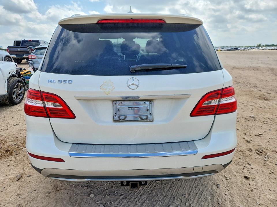59056366 :رقم المزاد ، 4JGDA5JB9EA388953 vin ، 2014 Mercedes-benz Ml مزاد بيع