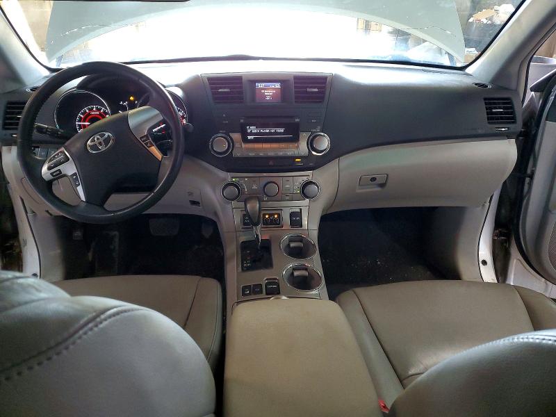 Продажа на аукционе авто 2011 Toyota Highlander, vin: 5TDBK3EH7BS084160, номер лота: 54830976