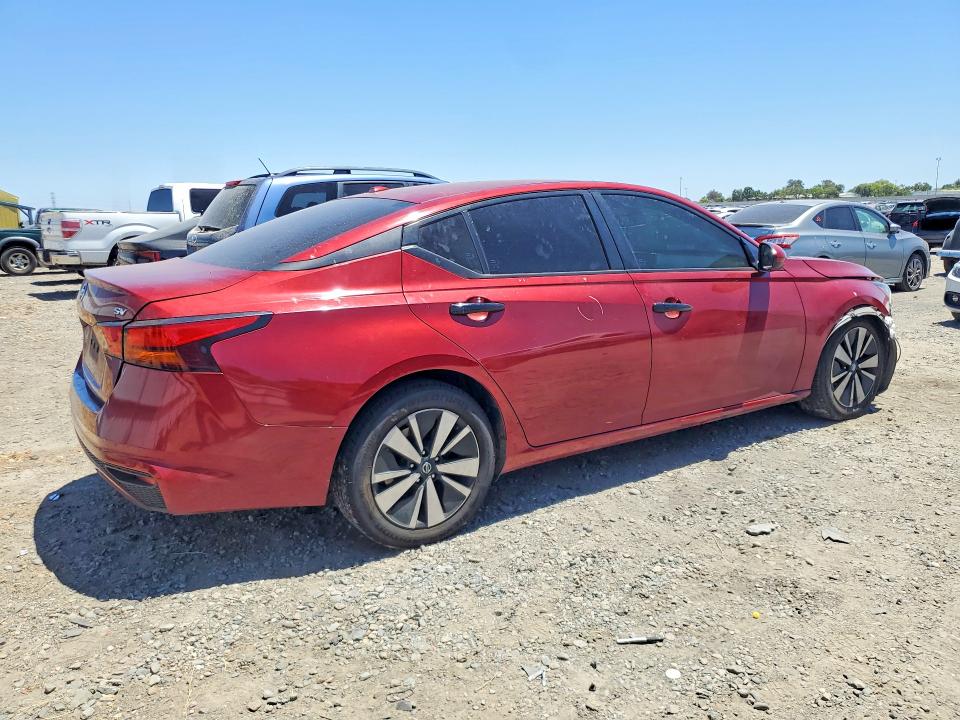 Продажа на аукционе авто 2022 Nissan Altima, vin: 1N4BL4DV5NN317480, номер лота: 85981545
