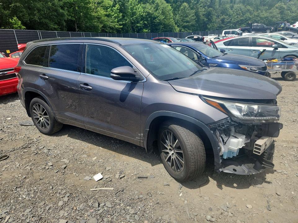 Aukcja sprzedaży 2017 Toyota Highlander, vin: 5TDJZRFH8HS393282, numer aukcji: 56711256