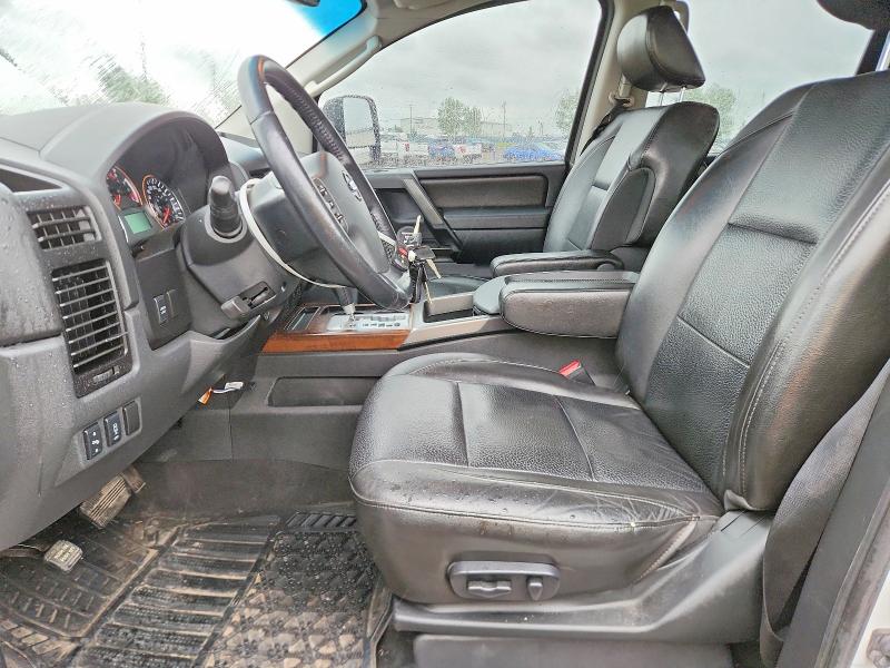 57861916 :رقم المزاد ، 1N6AA0EC2BN307158 vin ، 2011 Nissan Titan مزاد بيع