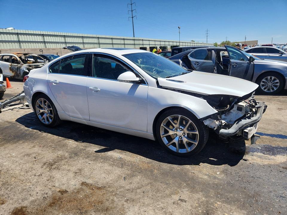 57255976 :رقم المزاد ، 2G4GU5GX2H9151440 vin ، 2017 Buick Regal مزاد بيع
