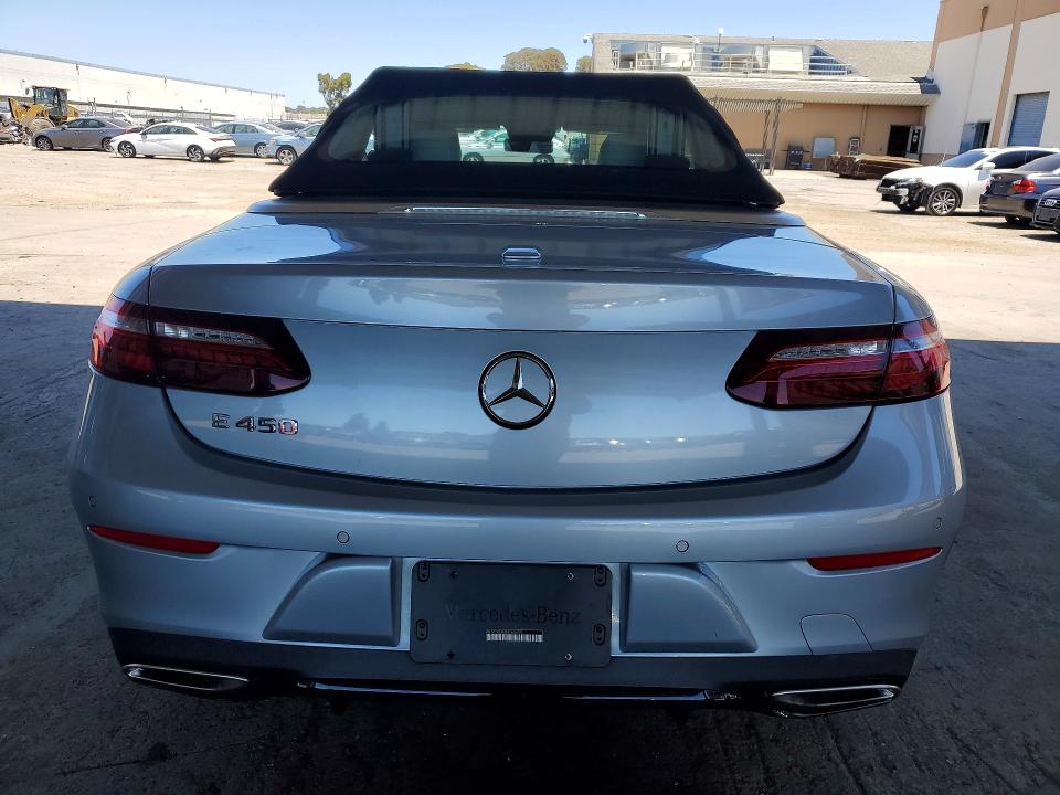 58580496 :رقم المزاد ، W1K1K5JBXMF169771 vin ، 2021 Mercedes-benz E مزاد بيع