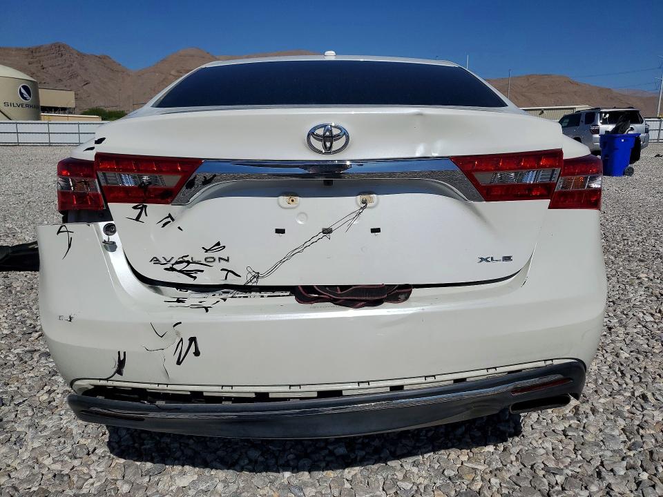 59191186 :رقم المزاد ، 4T1BK1EB9JU269722 vin ، 2018 Toyota Avalon مزاد بيع
