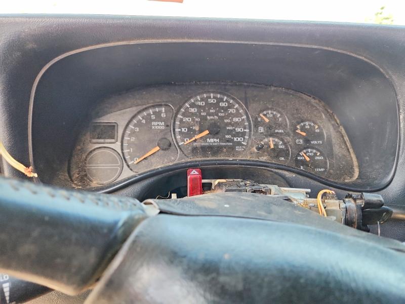 2002 Chevrolet Silverado მანქანა იყიდება აუქციონზე, vin: 2GCEK19T021285888, აუქციონის ნომერი: 55656156