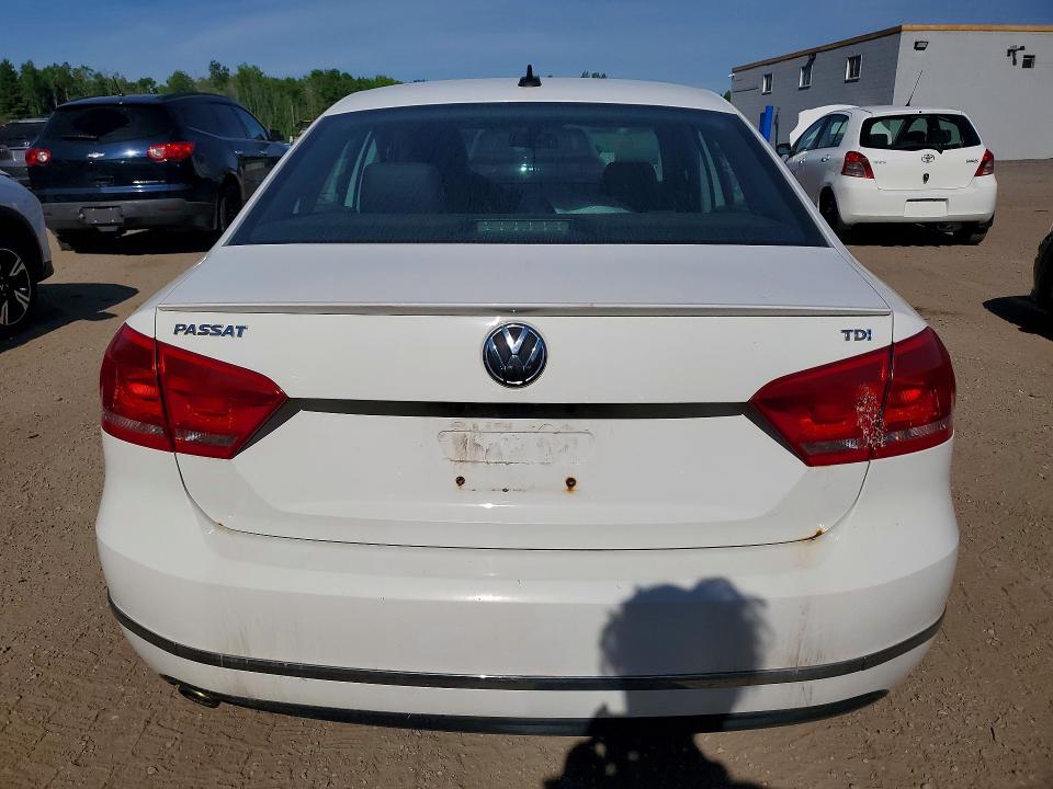 Продажа на аукционе авто 2015 Volkswagen Passat, vin: 1VWBV7A35FC048786, номер лота: 55145756